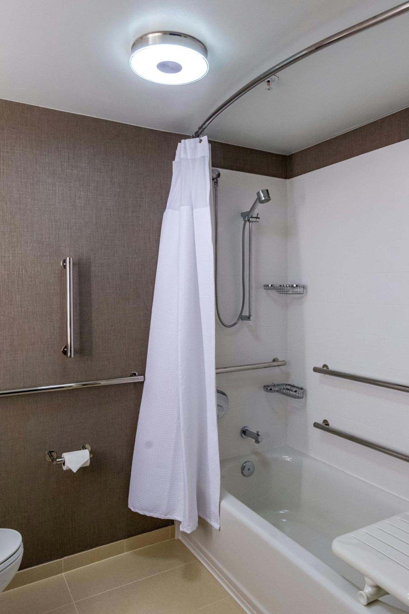 Springhill Suites Anchorage Midtown Eksteriør billede