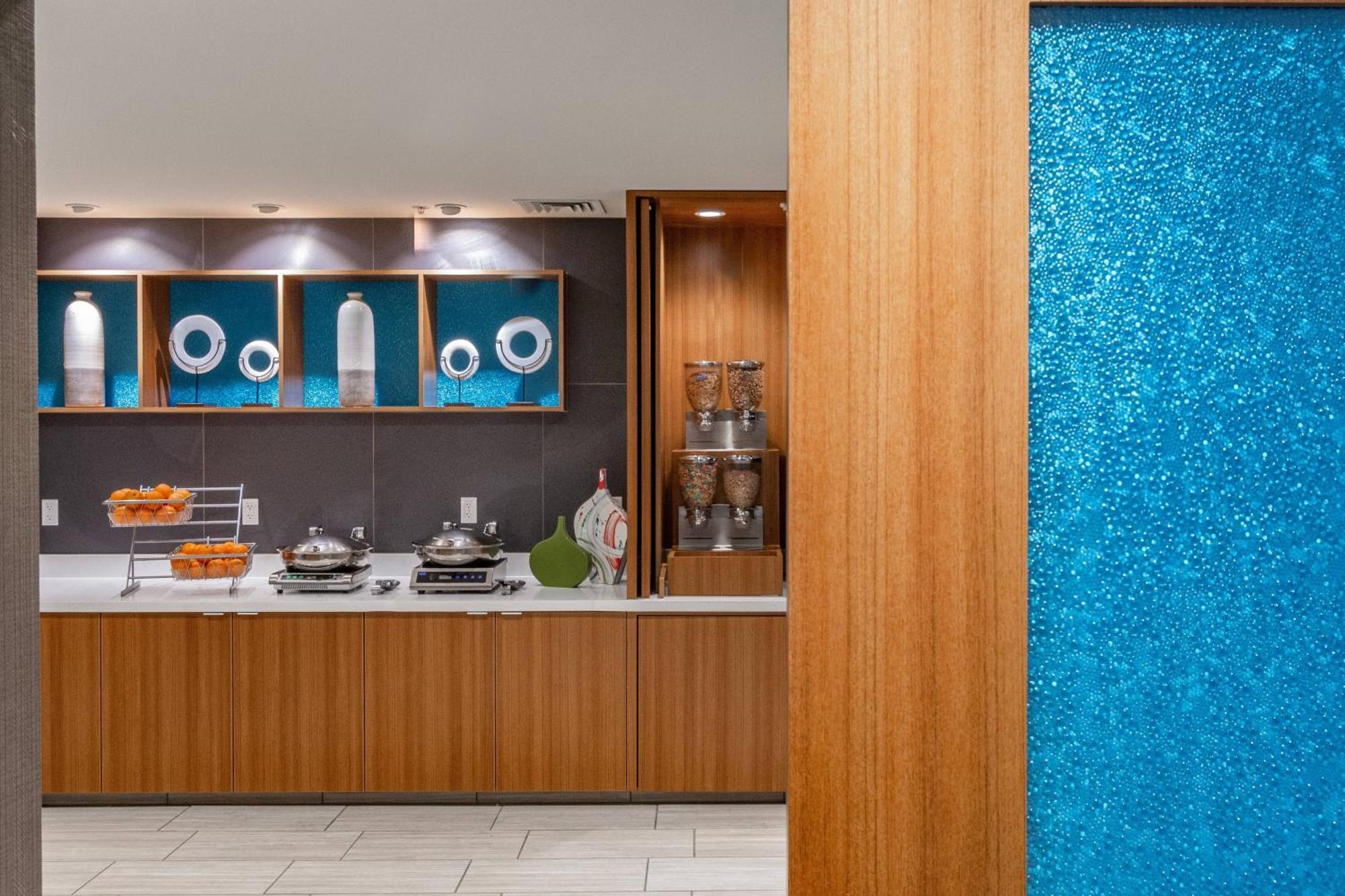Springhill Suites Anchorage Midtown Eksteriør billede